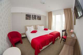 Отель Potaissa Hotel Турда Стандартный двухместный номер с 2 отдельными кроватями-1